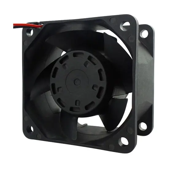 What is the rationale behind establishing a minimum and maximum operating temperature limit for the cooling fan?