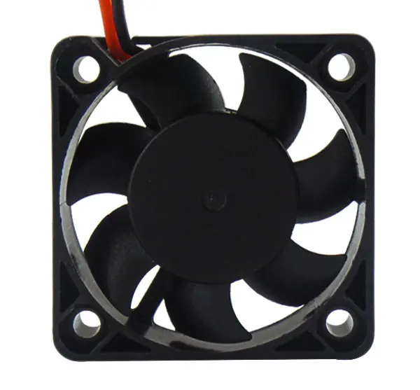 Can the FG (Fan Guard) signal output of the cooling fan be utilized for intelligent diagnostics?