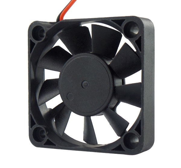 What potential does the RD signal hold in the context of intelligent control systems for cooling fans?